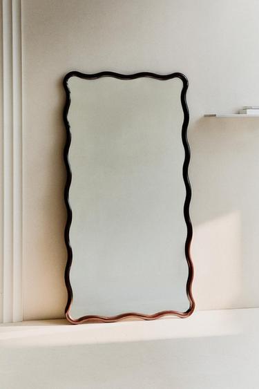 VERTICAL MIRROR WITH SCALLOPED FRAME - Burgundy by Zara