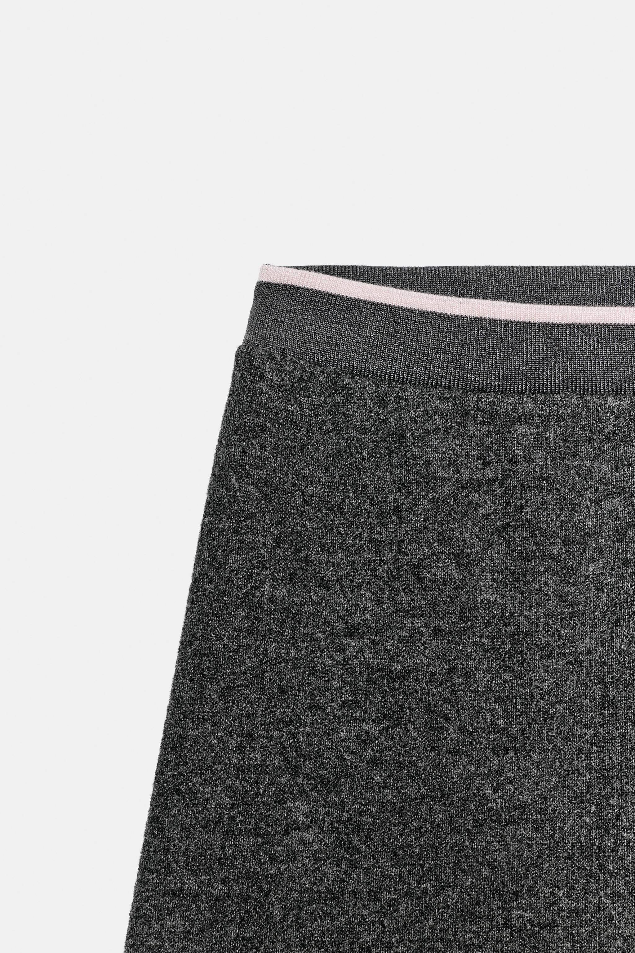 SOFT PANTS WITH CONTRAST STRIPE