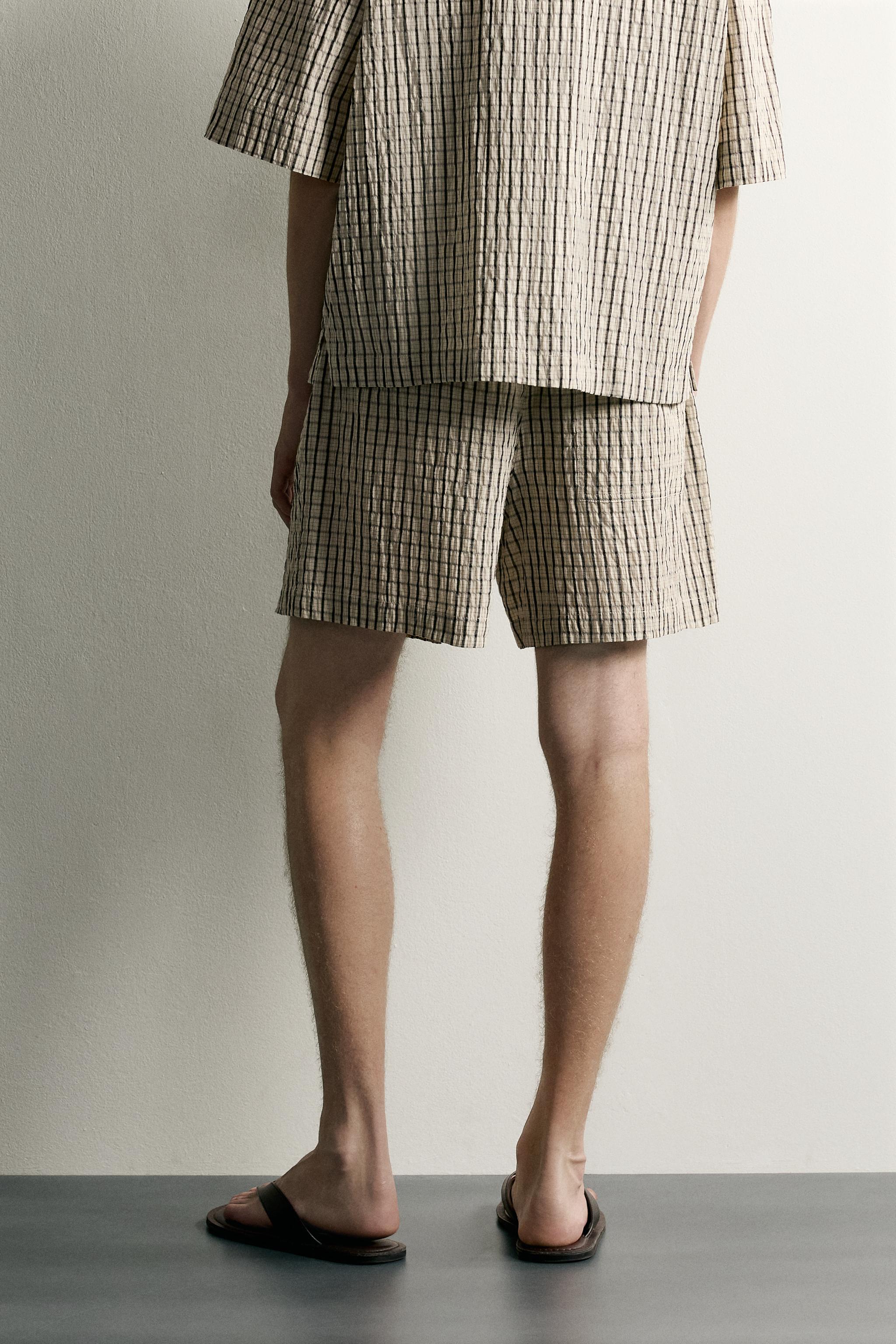 CHECKED RELAXED FIT SHORTS
