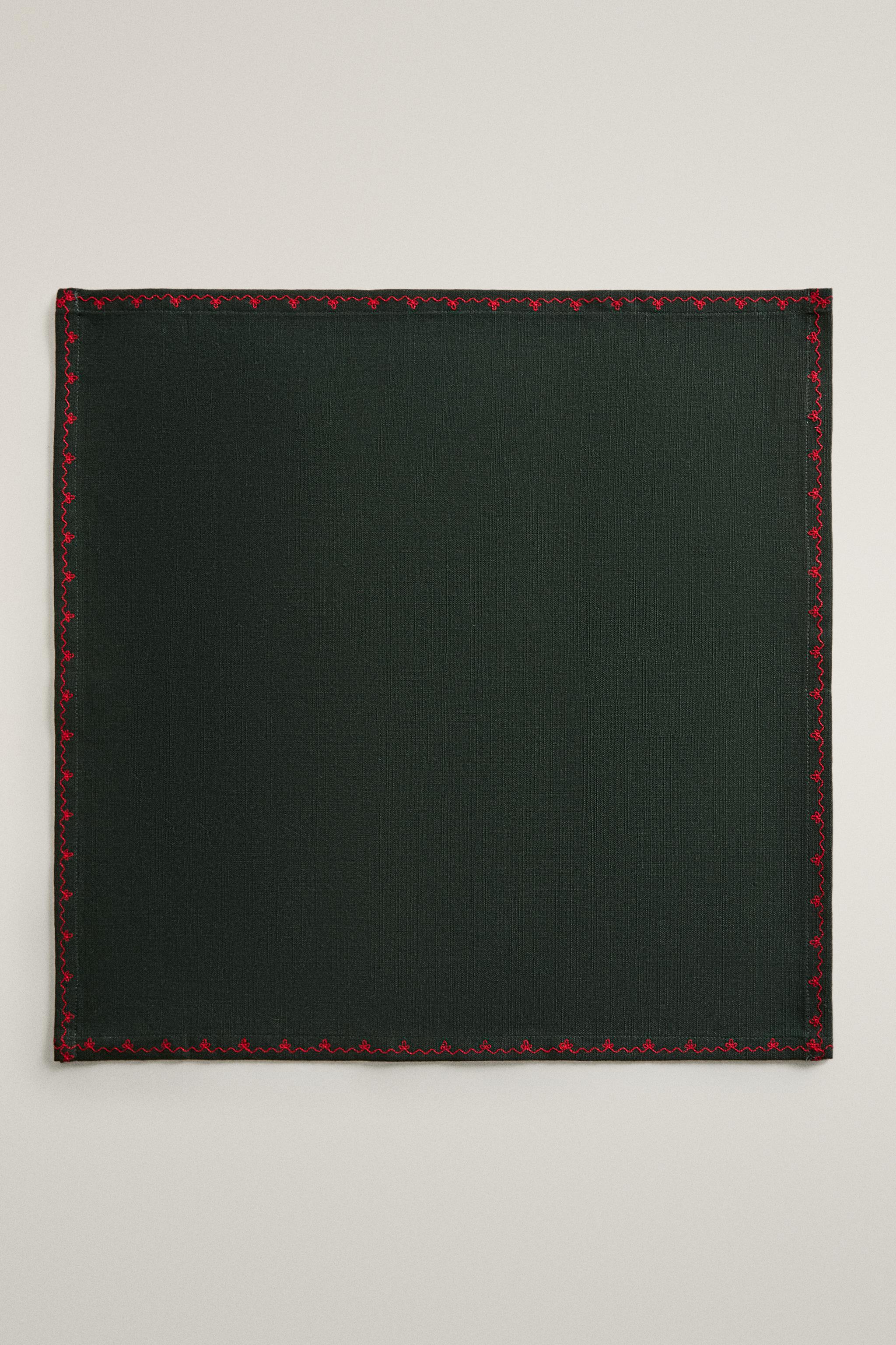 CHRISTMAS EMBROIDERED COTTON NAPKINS (SET OF 2)