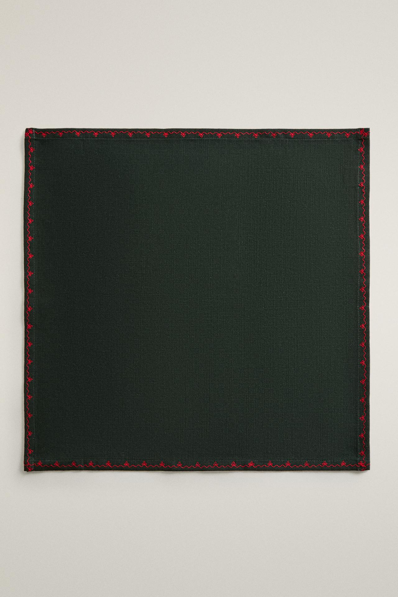 CHRISTMAS EMBROIDERED COTTON NAPKINS (SET OF 2) — Green
