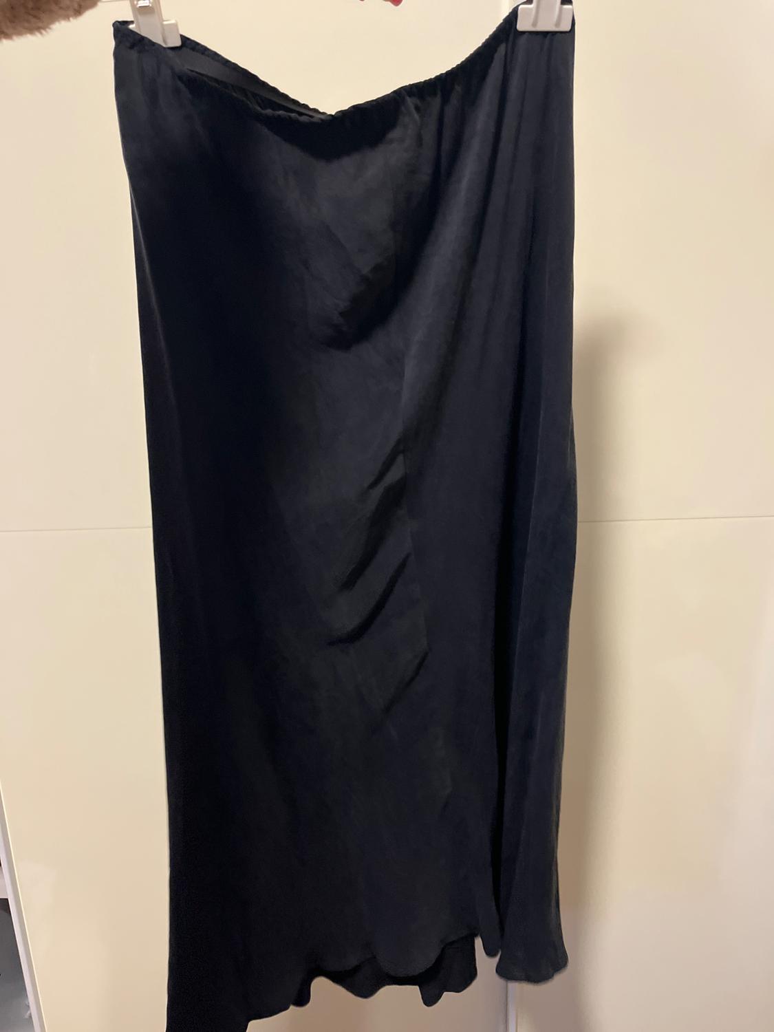 ZW COLLECTION SATIN MIDI SKIRT - Image 2