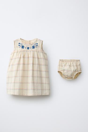 VESTIDO Y BRAGUITA CUADROS Y BORDADOS - Mantequilla de Zara - Imagen 0