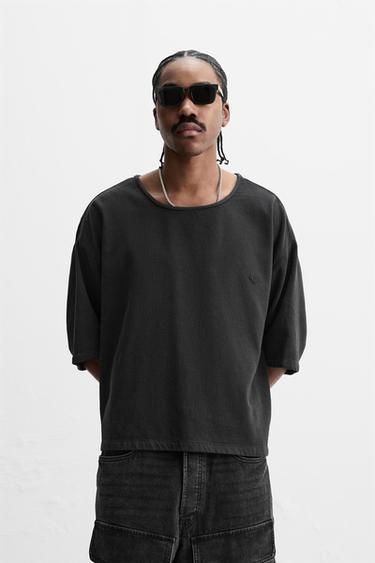 EMBROIDERED DENIM T-SHIRT - Black by Zara