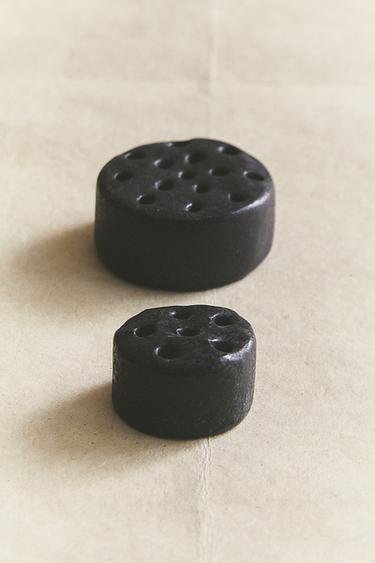 KENZAN FLOWER HOLDER - Black by Zara