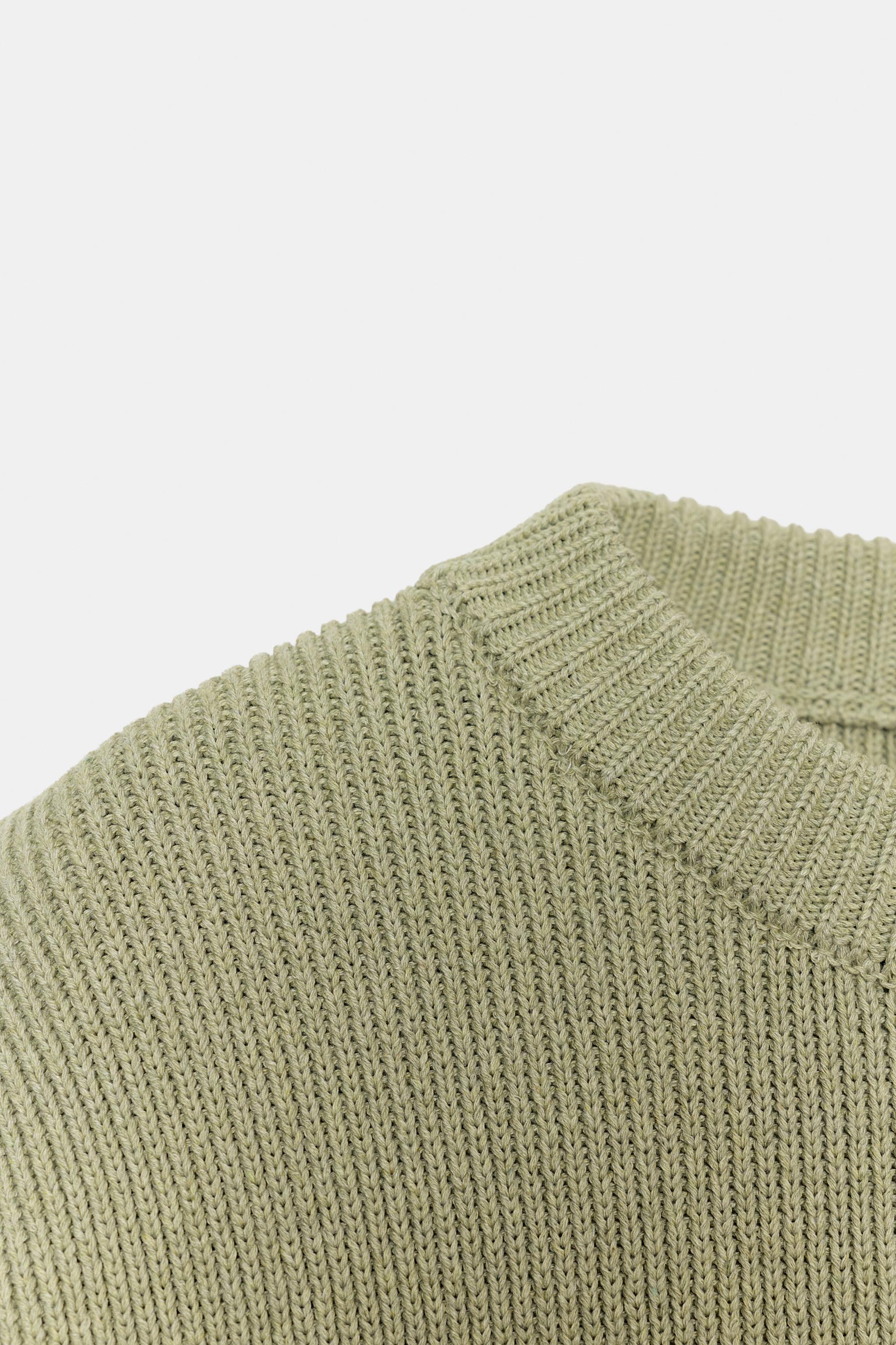 SHOULDER PAD KNIT JUMPER