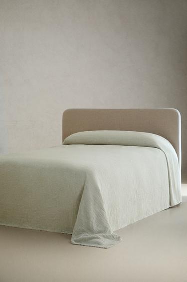 TEXTURED BEDSPREAD - Green by Zara - Image 1