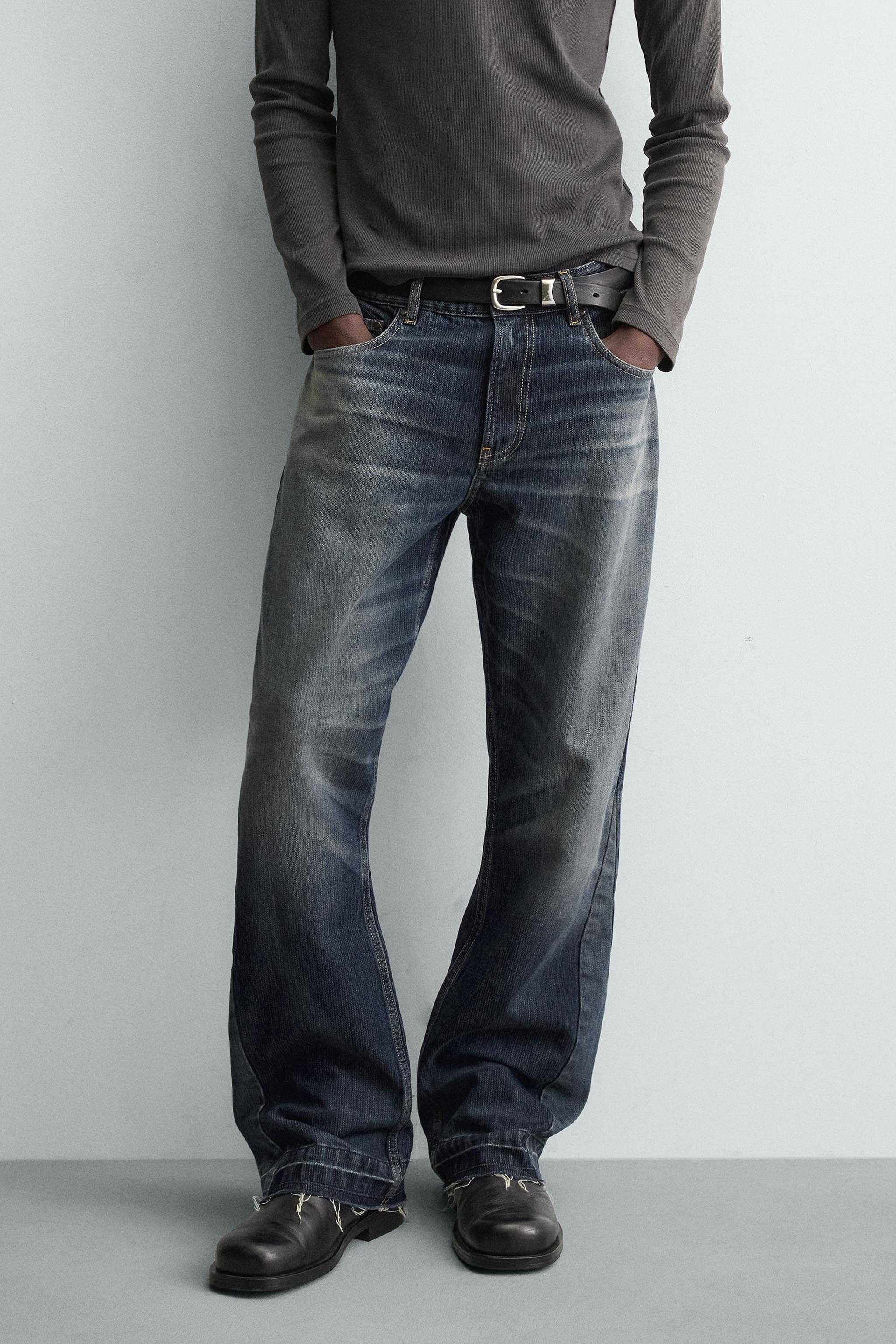 STRUCTURED FLARE FIT JEANS