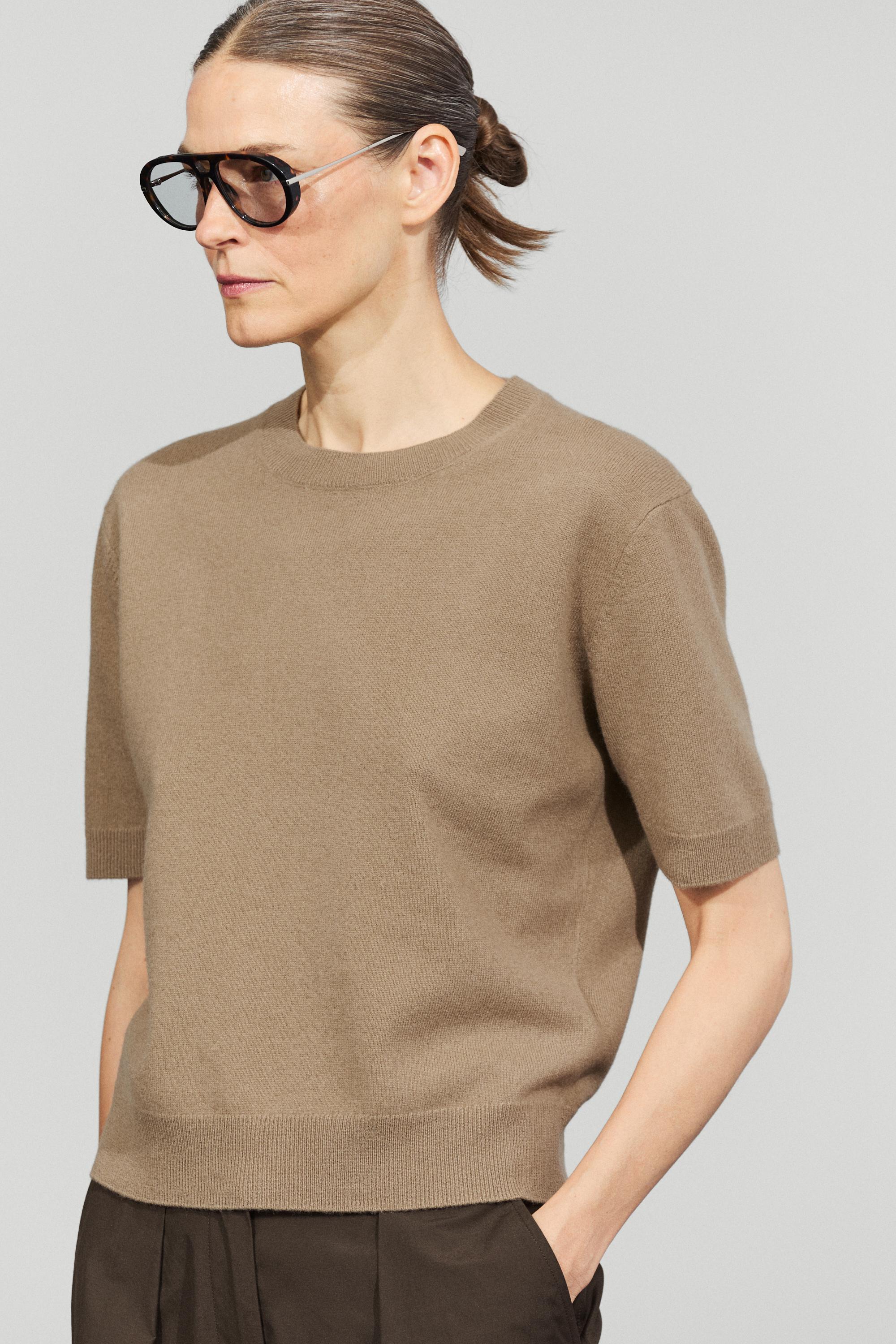 Wool blend short-sleeve knit sweater — Greenish