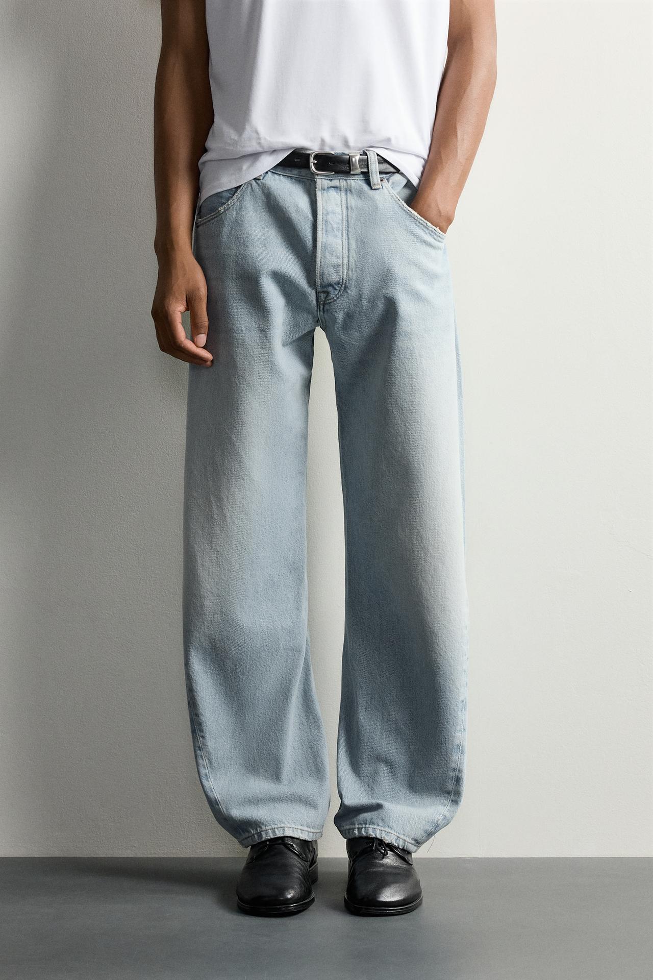 TWISTED-SEAM LOOSE FIT JEANS — Light blue