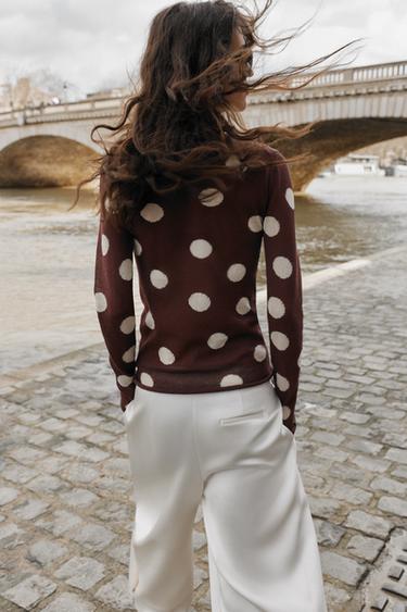 TOP EN MAILLE À POIS - Marron / Écru de Zara - Image 4
