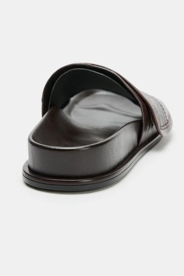 SANDALES PLATES EN CUIR - Marron de Zara - Image 3