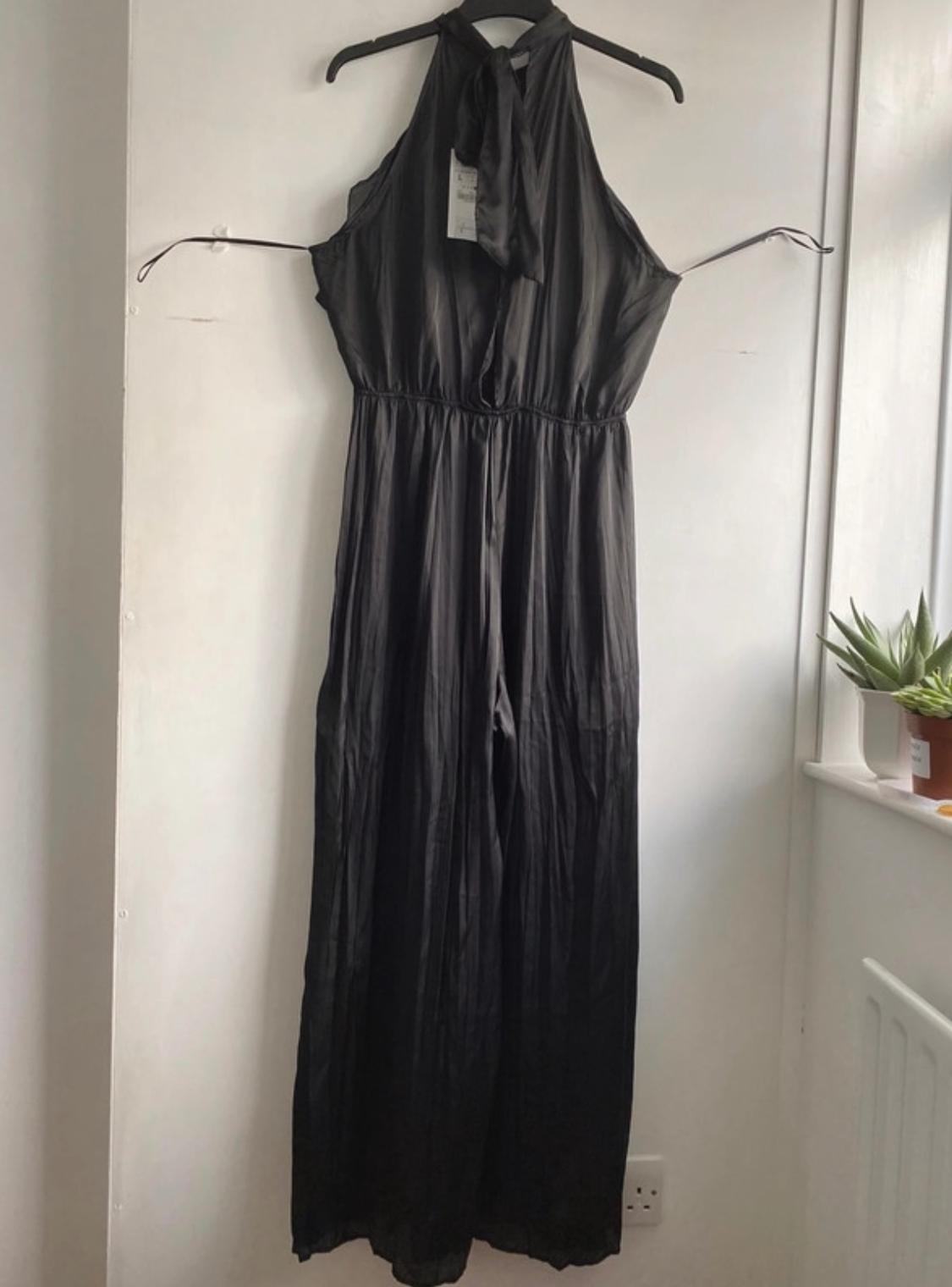 RUFFLED HALTER NECK JUMPSUIT - Image 3