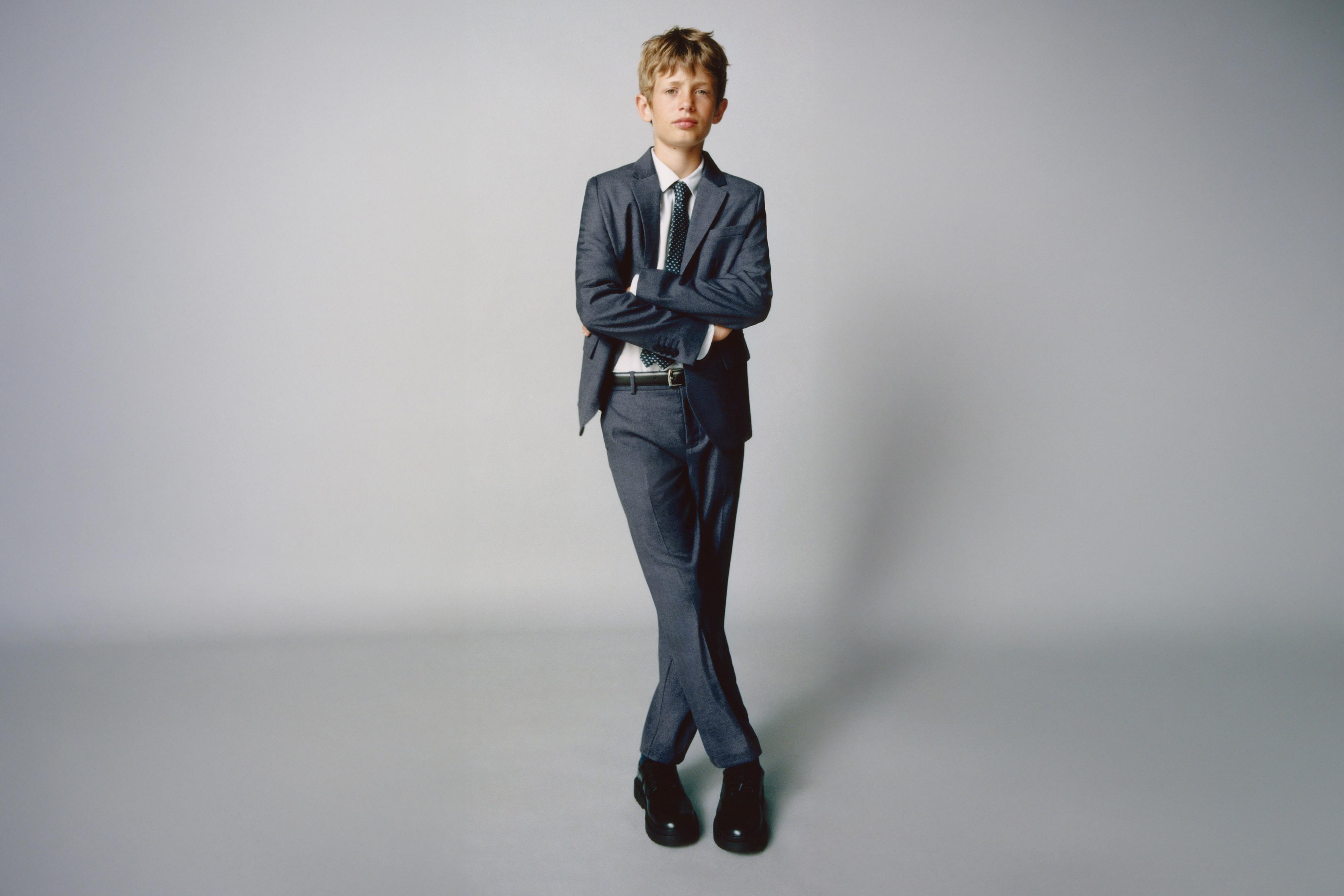 01698660401-302-ult3.jpg?ts=