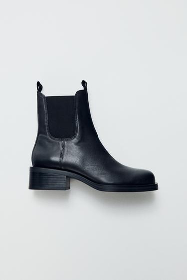 Zara LEATHER CHELSEA ANKLE BOOTS - Black