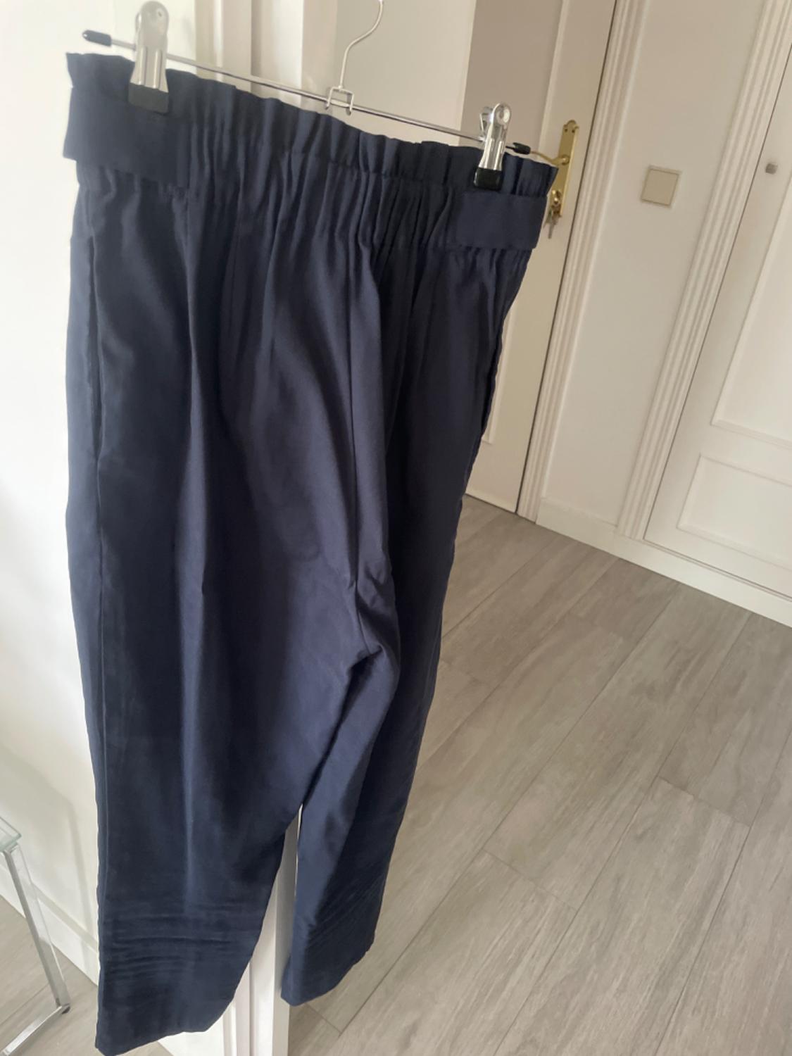 PANTALÓN TIRO ALTO AZUL MARINO - Image 2