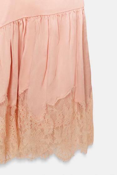ROBE STYLE LINGERIE SATINÉE ET DENTELLE - Rose pastel de Zara - Image 6