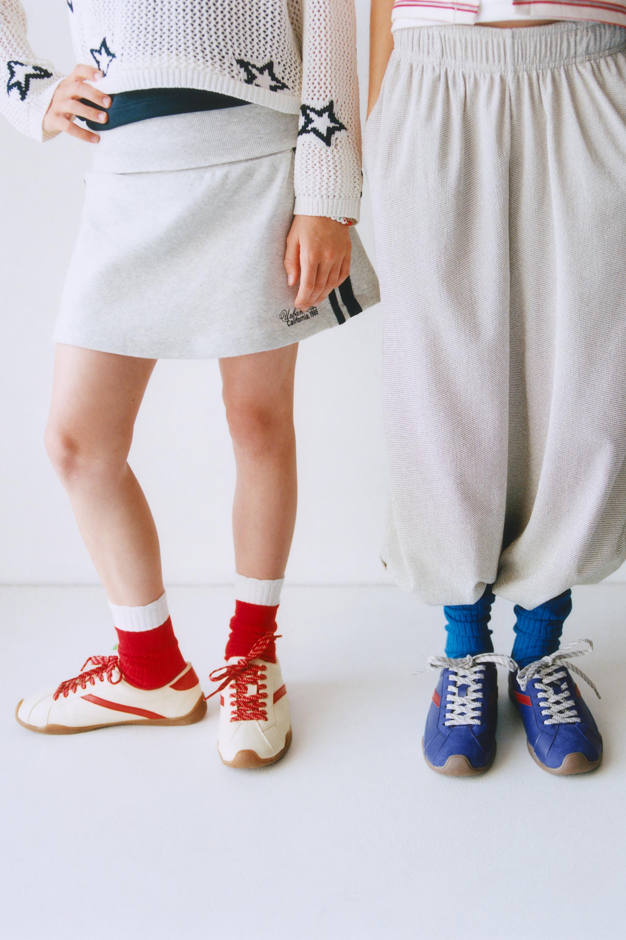 RETRO SNEAKERS — White