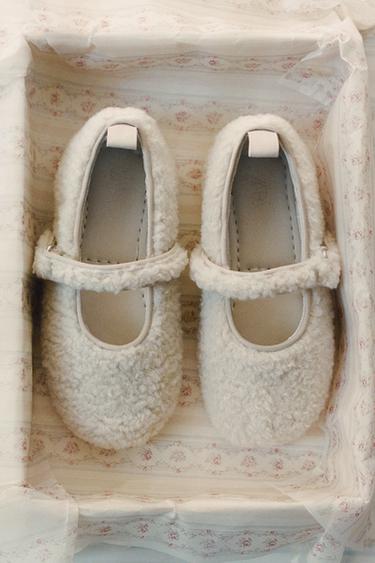 Zara FAUX SHEARLING BALLET FLATS - Off White