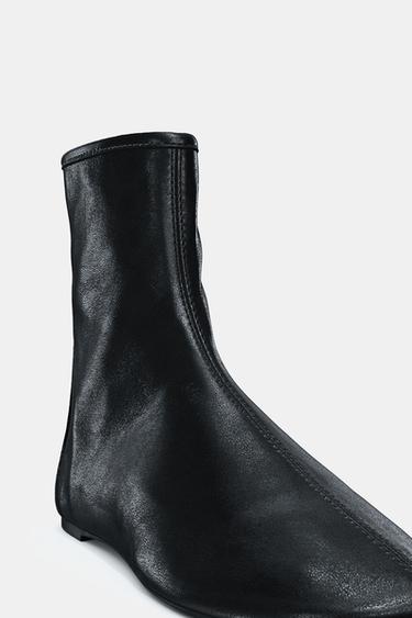 BOTTINES PLATES EN CUIR - Noir de Zara - Image 6