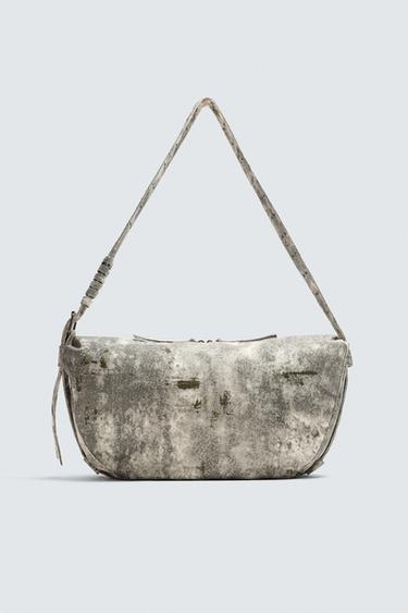 BOLSO TEJIDO EFECTO DESGASTADO - Negro de Zara