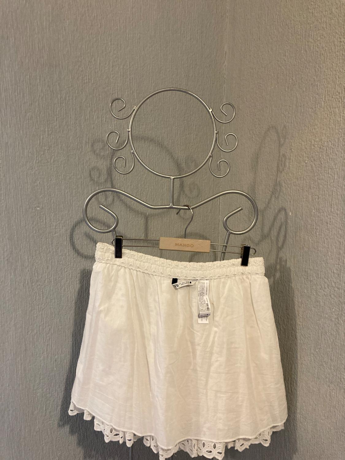 SHORT FRILLED SKIRT - Image 3