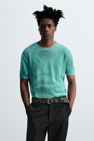 PRINTED GRAPHIC KNIT T-SHIRT © OTIS KWAME KYE QUAICOE - Blue by Zara