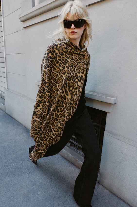 Zara ANIMAL PRINT SCARF - Leopard - Image 0