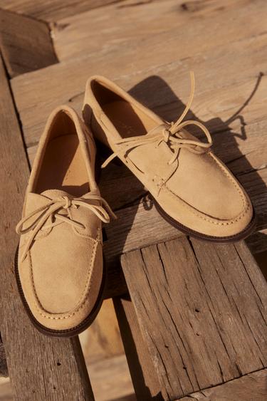 LEATHER DECK SHOES - Beige by Zara