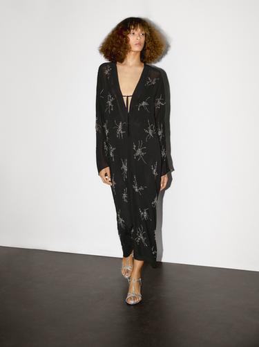 Vestido midi fluido detalle bordados - Negro de Zara
