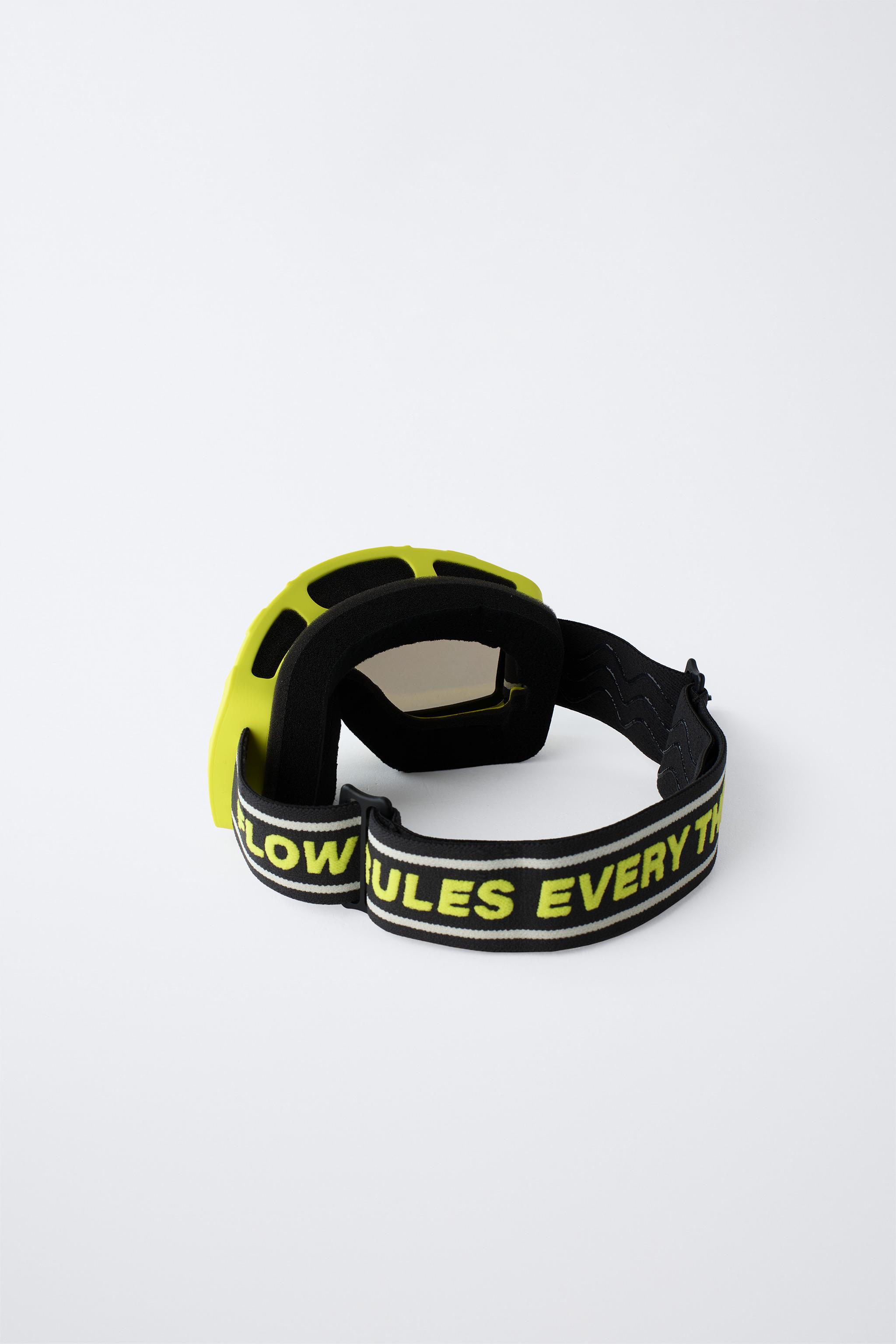 LUNETTES TEXTE AVEC HOUSSE COLLECTION SKI