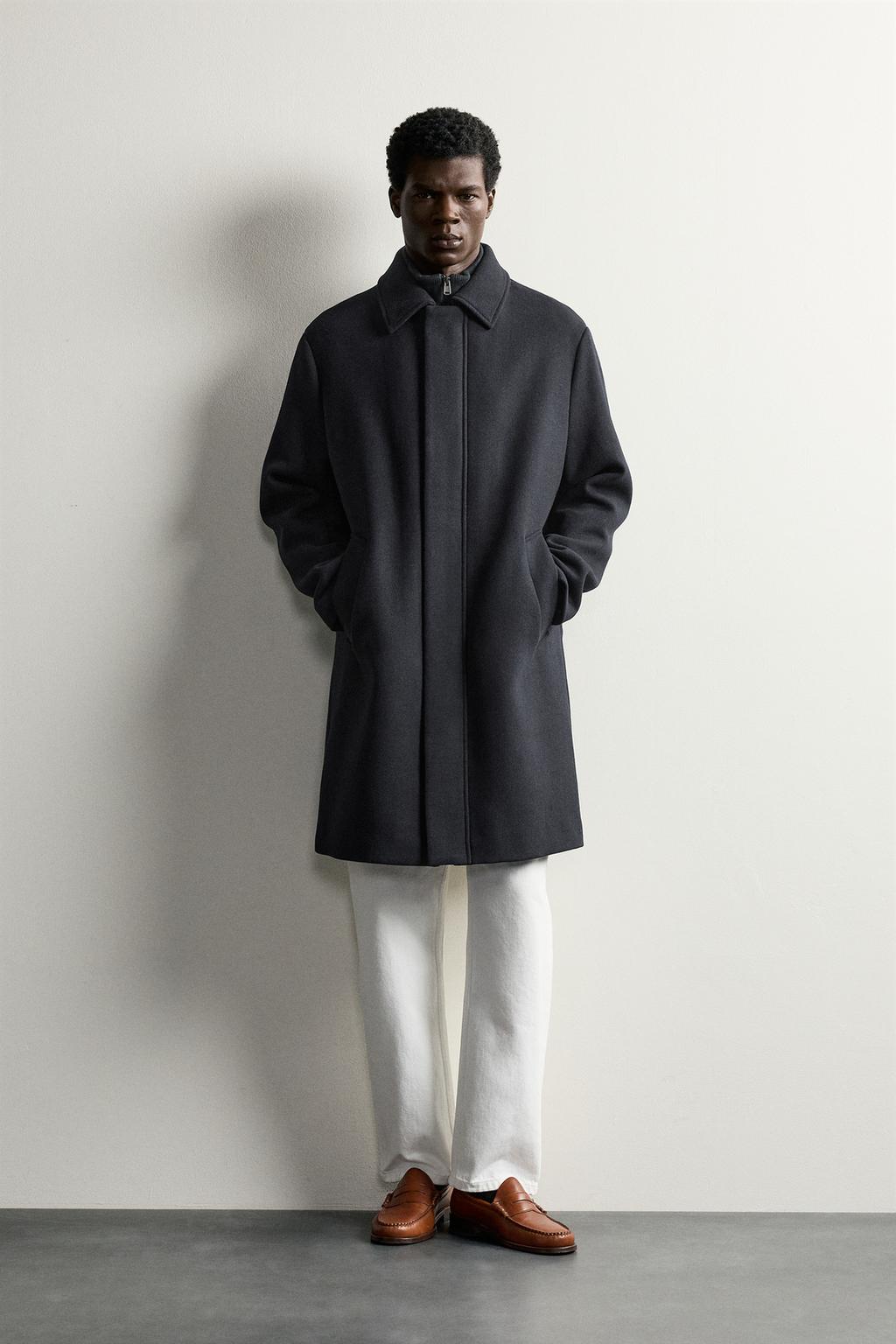 REGULAR FIT COAT WITH DETACHABLE COLLAR