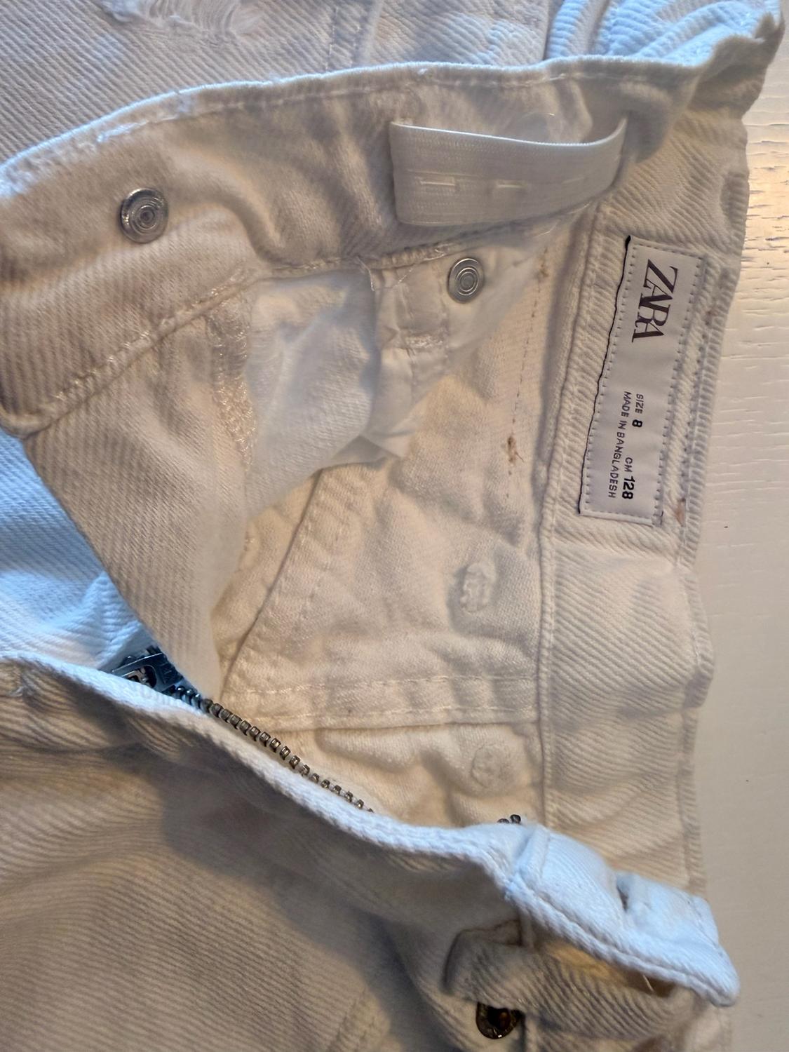 FRAYED DENIM BERMUDA SHORTS - Image 3
