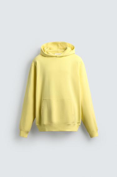 SWEAT À CAPUCHE BASIQUE - Jaune de Zara