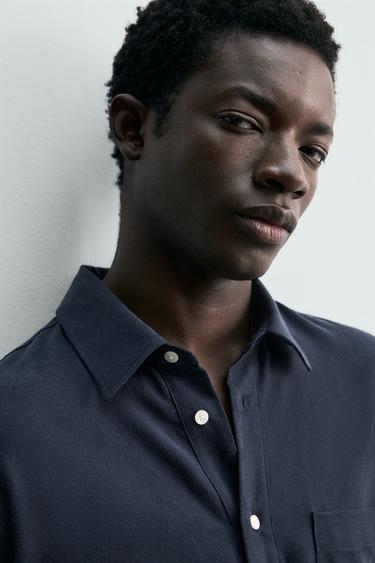 CHEMISE POLO FLUIDE EN LYOCELL - Bleu marine de Zara - Image 5