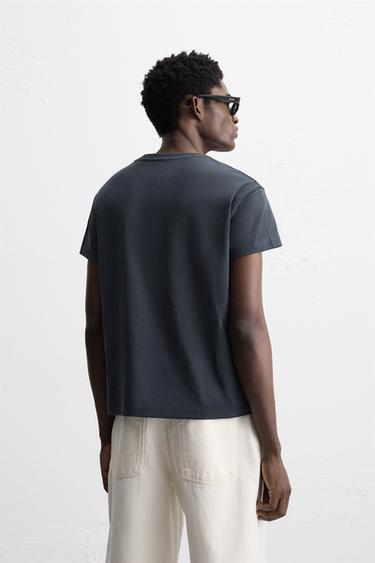 T-SHIRT BASIQUE SLIM FIT - Bleu marine de Zara - Image 2