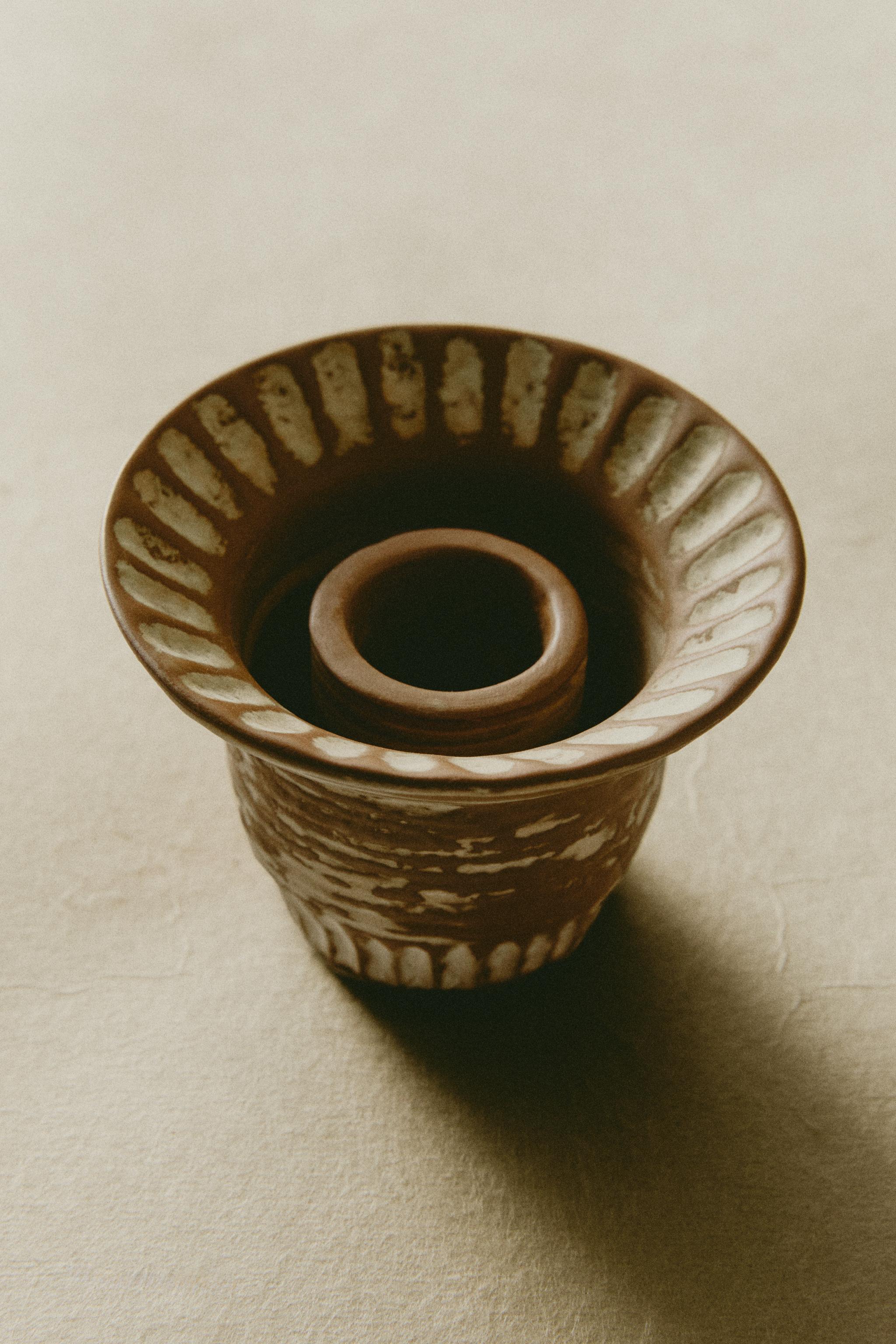 CERAMIC CANDLEHOLDER