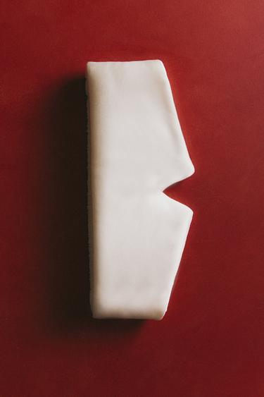 MAXI MULBERRY SILK EYE MASK - Oyster-white by Zara