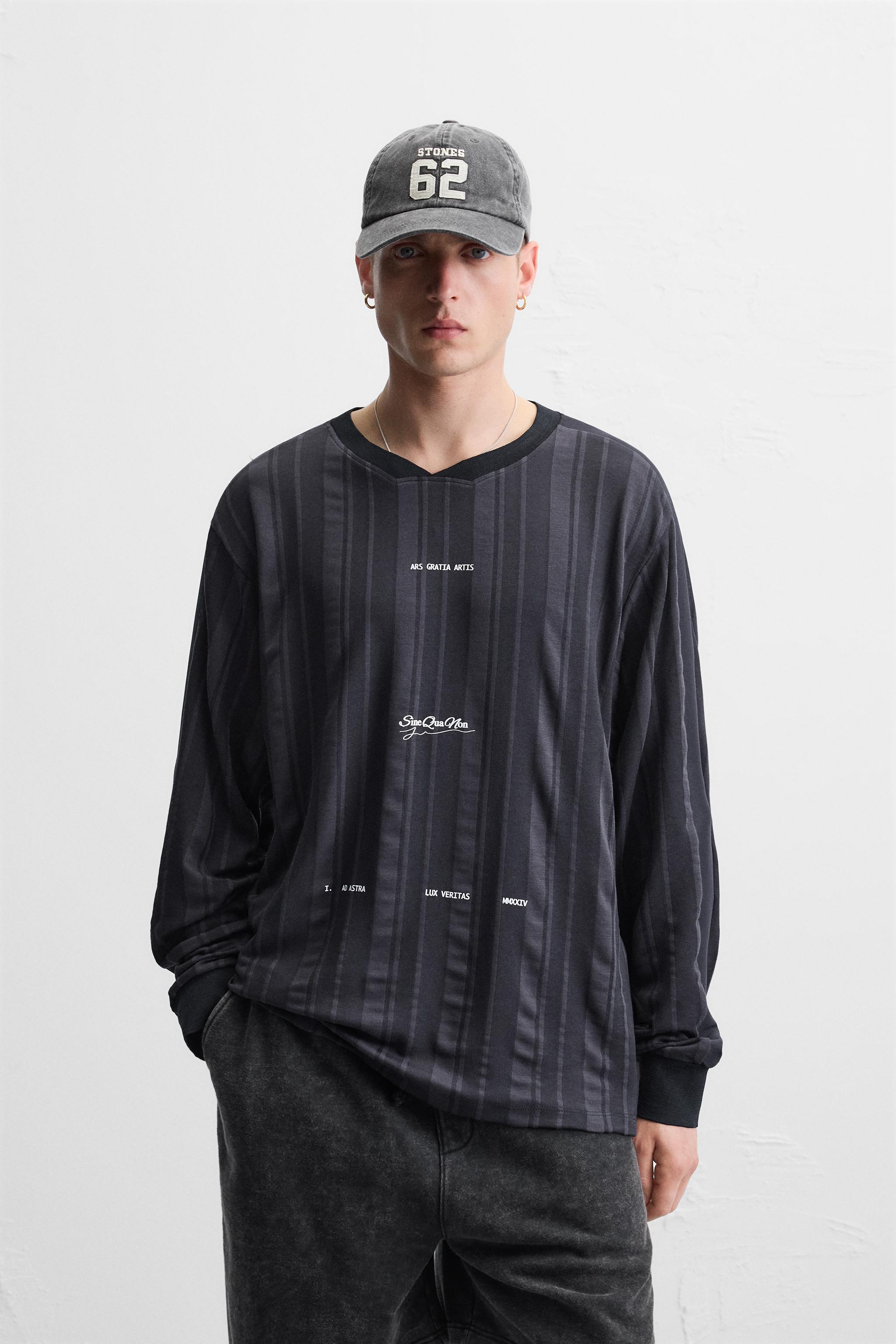 安心★関税込み★ZARA★RETRO FOOTBALL TEXTURED SWEATSHIRT RETRO SOCCER TEXTURED SWEATSHIRT - Navy blue | ZARA United