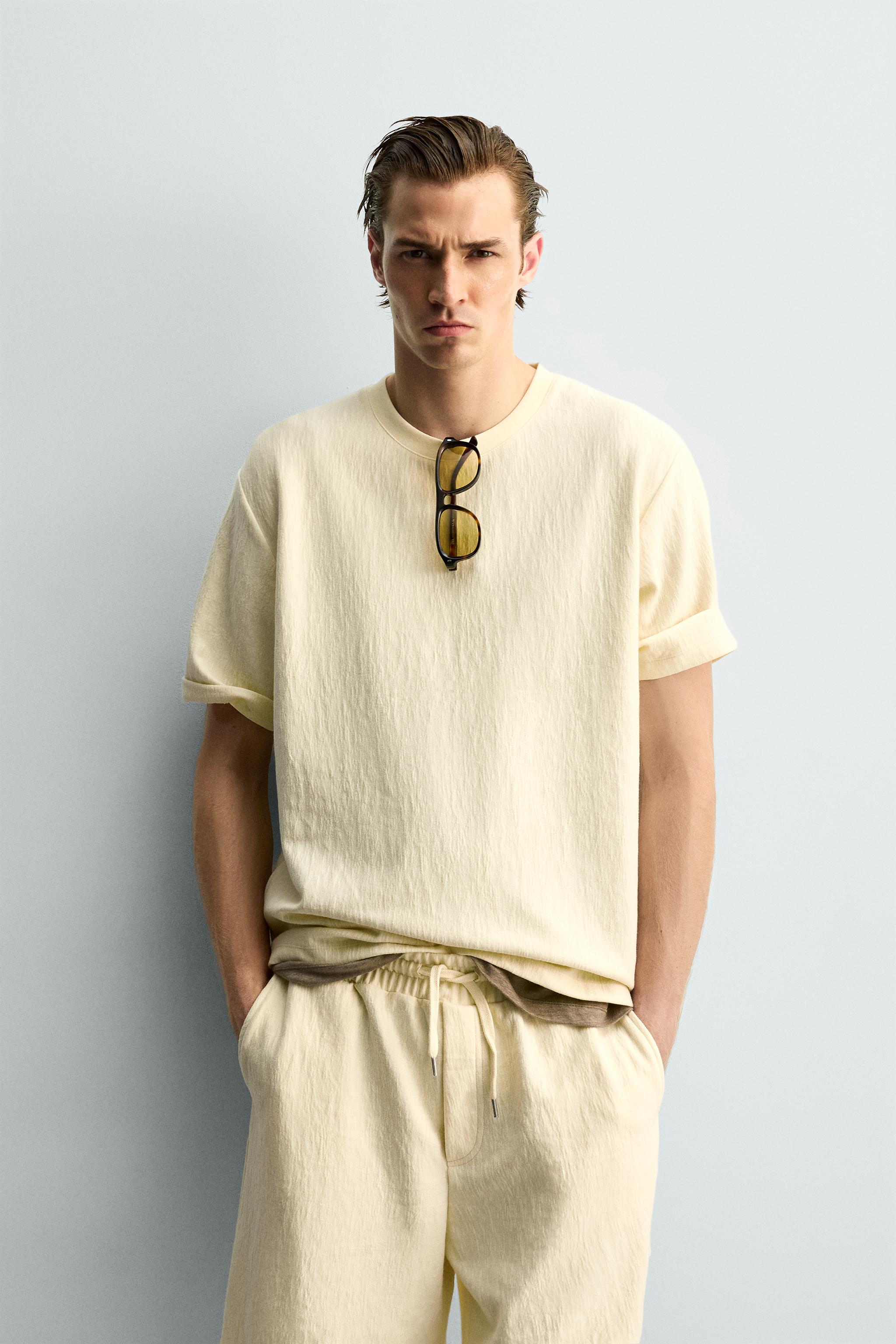 RELAXED FIT TEXTURED T-SHIRT — Butter