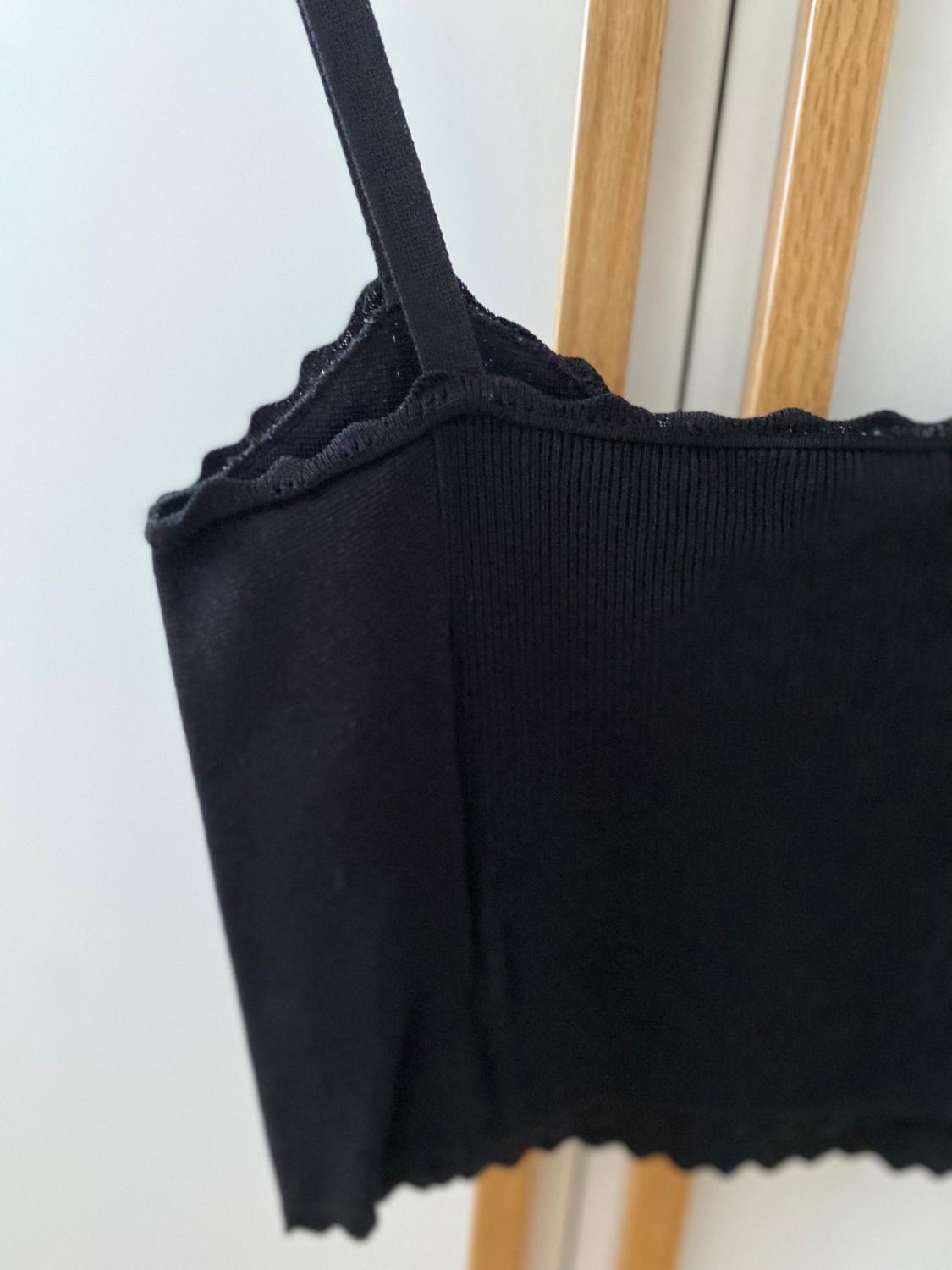 CROP TOP WITH SCALLOPED TRIMS - Image 4