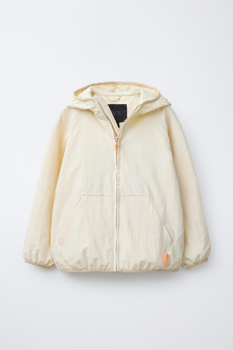 Chaqueta Impermeable Chubasquero Engomado Zara Mujer Capucha