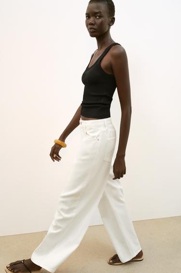 TOP SANS MANCHES CÔTELÉ - Noir de Zara - Image 3