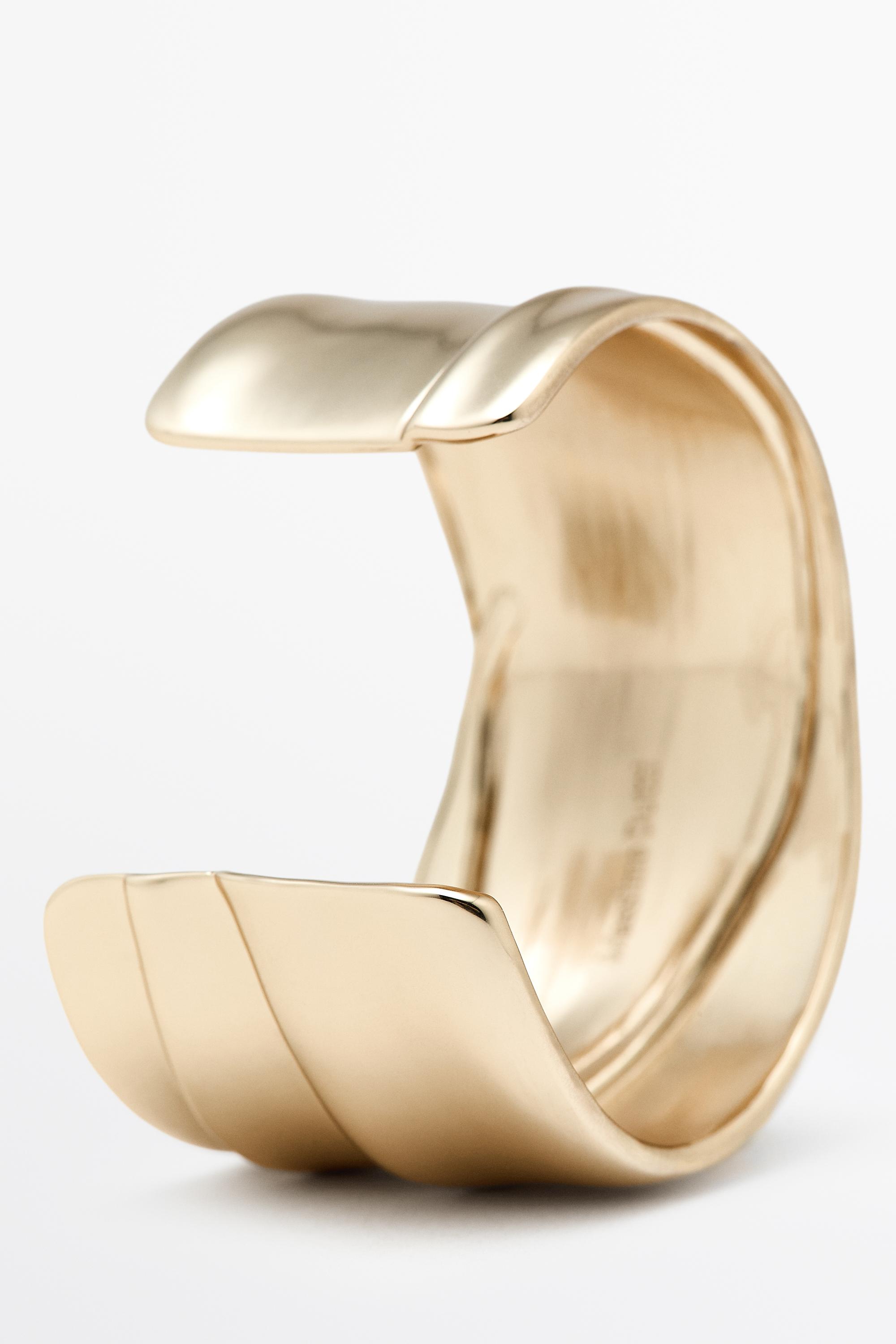 Draped wide bracelet