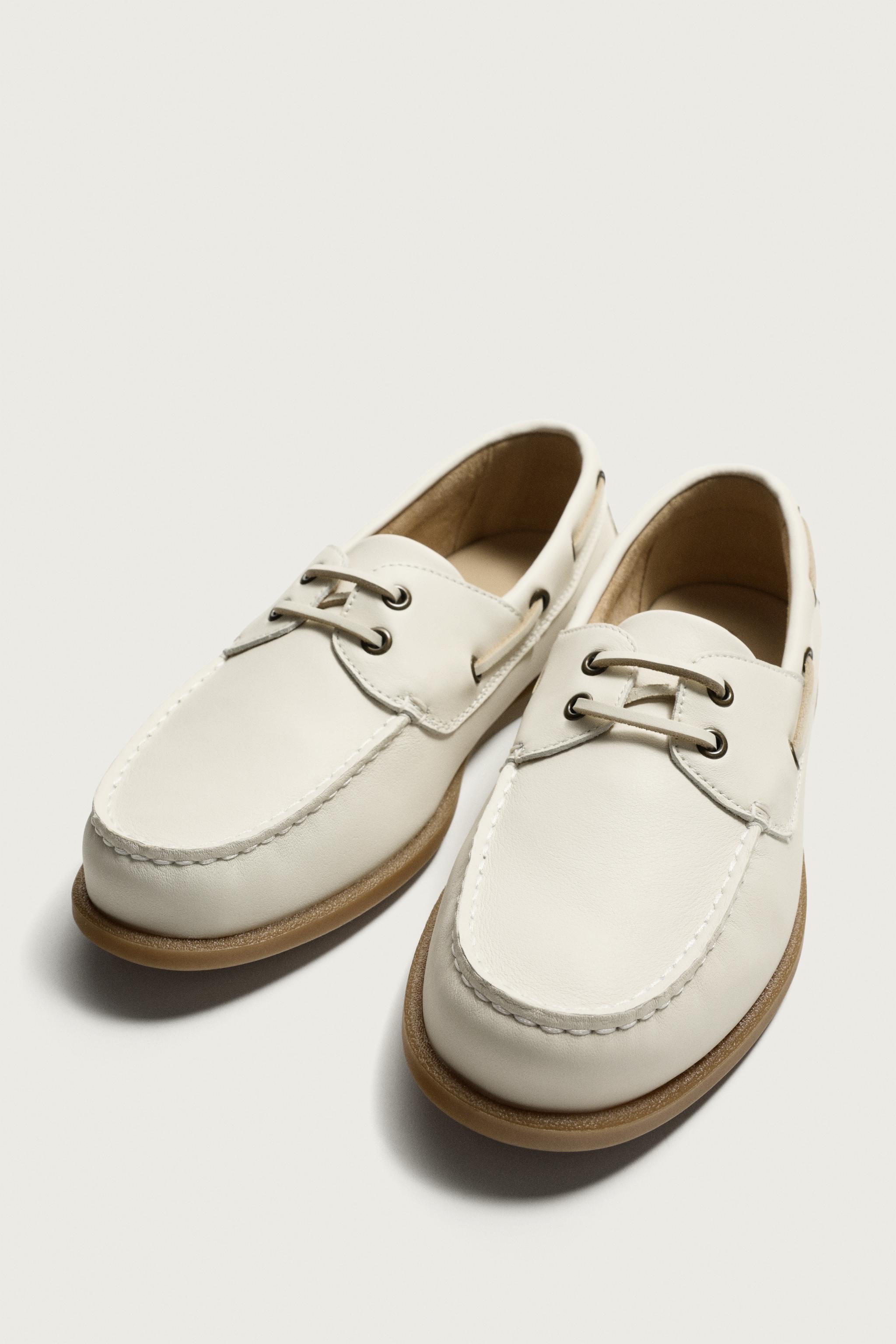 LEATHER BOAT SHOES