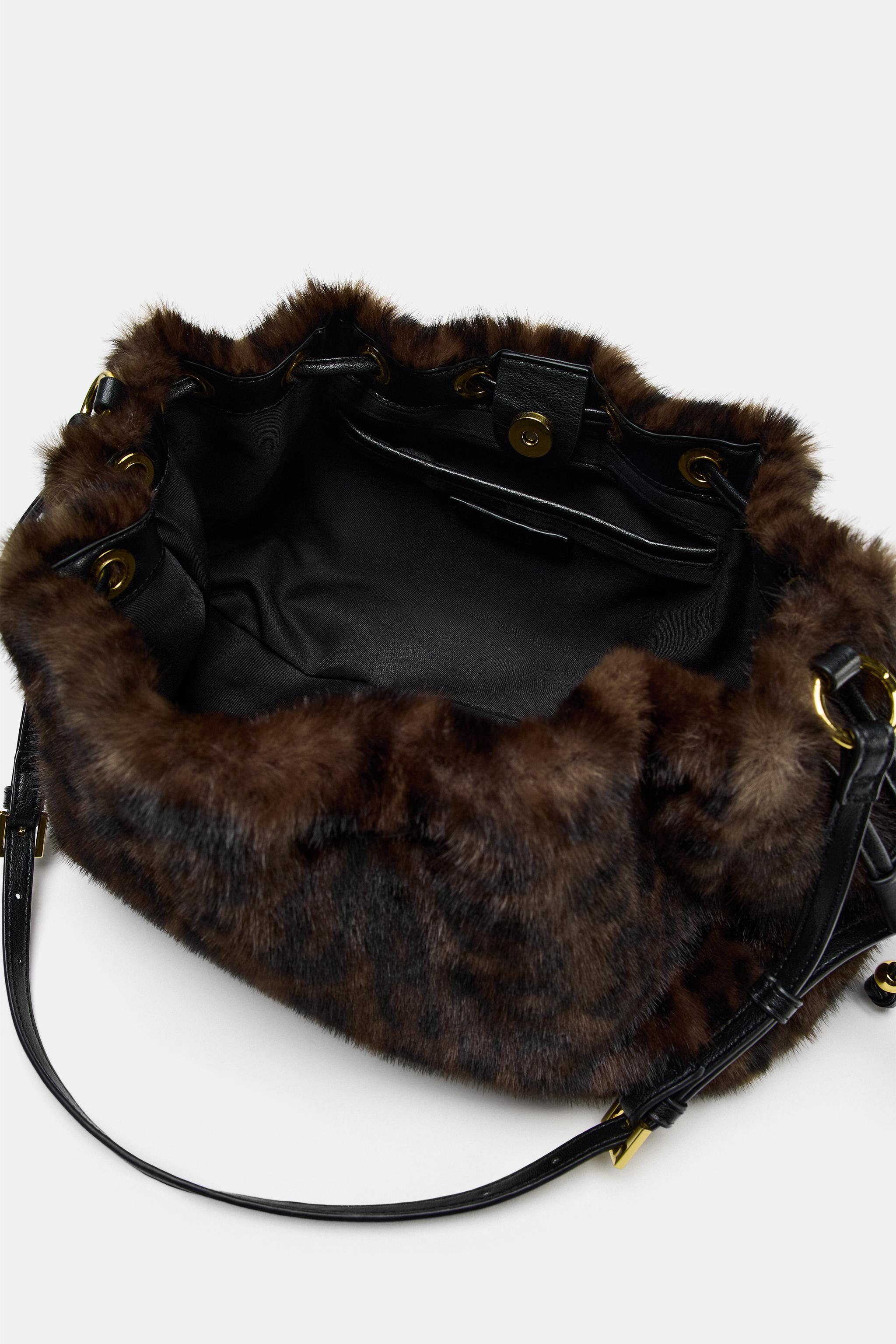 TEXTURED PRINT SHOULDER BAG