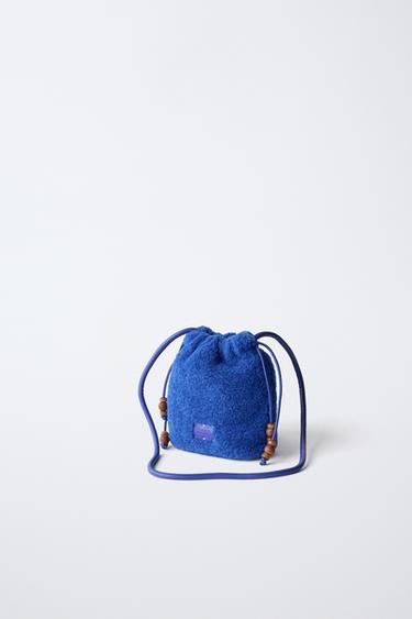 FAUX SHEARLING BEADED BUCKET BAG — Bluish 2