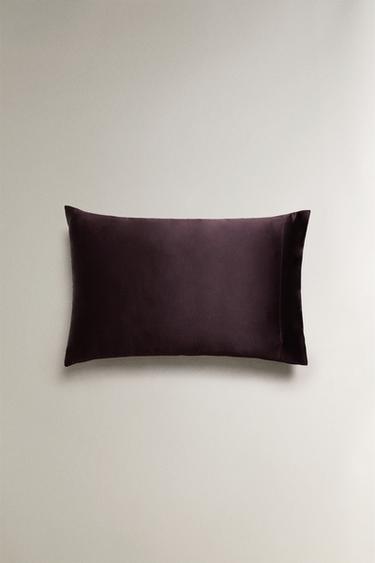 MULBERRY SILK PILLOWCASE - Burgundy by Zara - Image 0