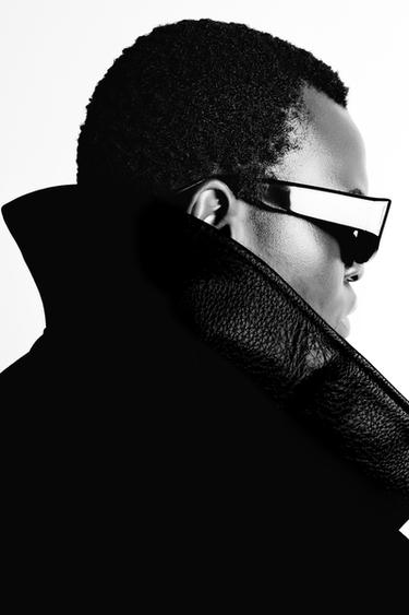 LIMITED EDITION OVAL SUNGLASSES - Black by Zara