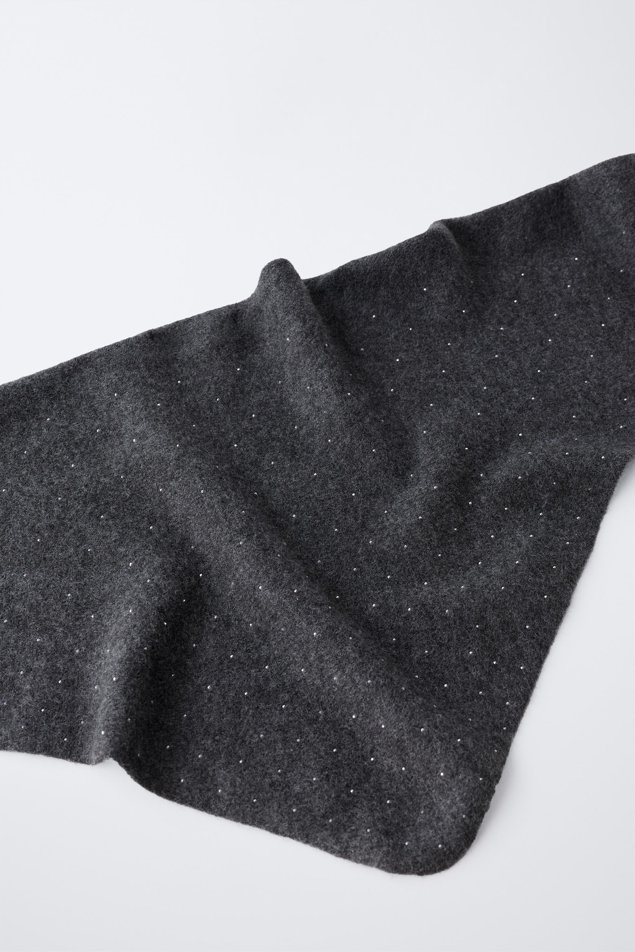 SPARKLY KNIT TRIANGLE SCARF — Gray marl